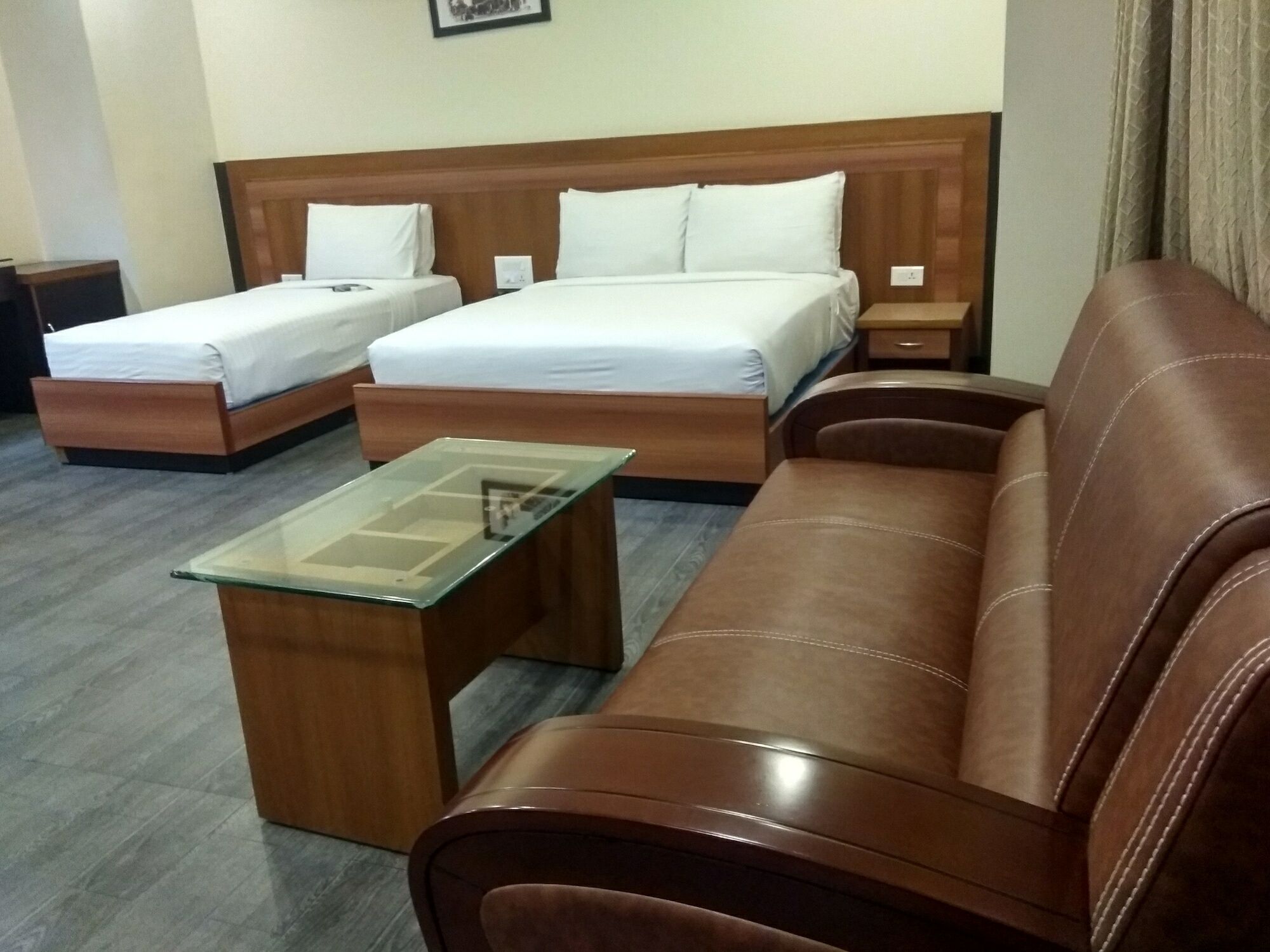 Comfy Luxury Hotel Bangalore Exterior photo
